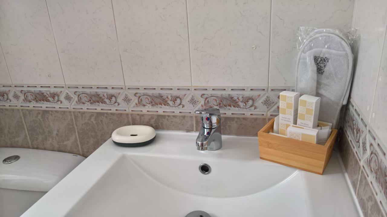 Sea And Center Apartment By Mm Torrevieja Bagian luar foto